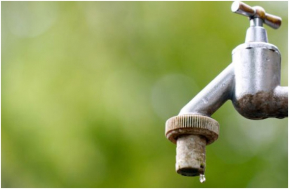 Մարդիկ լուսնի վրա դաչա են սարքում, մենք պայքարում ենք ջրի համար. Ջրվեժ թաղամասում խմելու ջուր չկա (տեսանյութ)